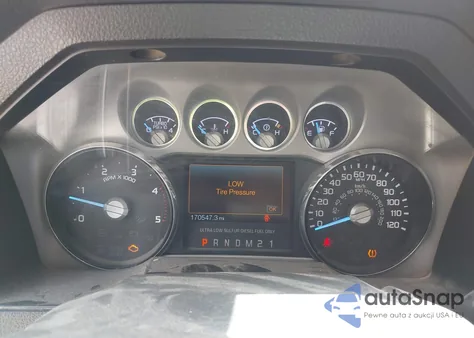 2015 Ford F-250 Lariat z USA, uszkodzony, nr VIN 1FT7X2BT6FED22814